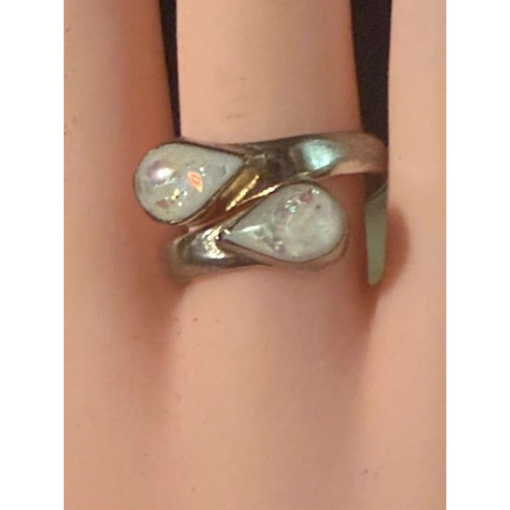 Vintage 925 Sterling Silver Bypass Ring Size 7.5 Pear Crushed Opal Inlay